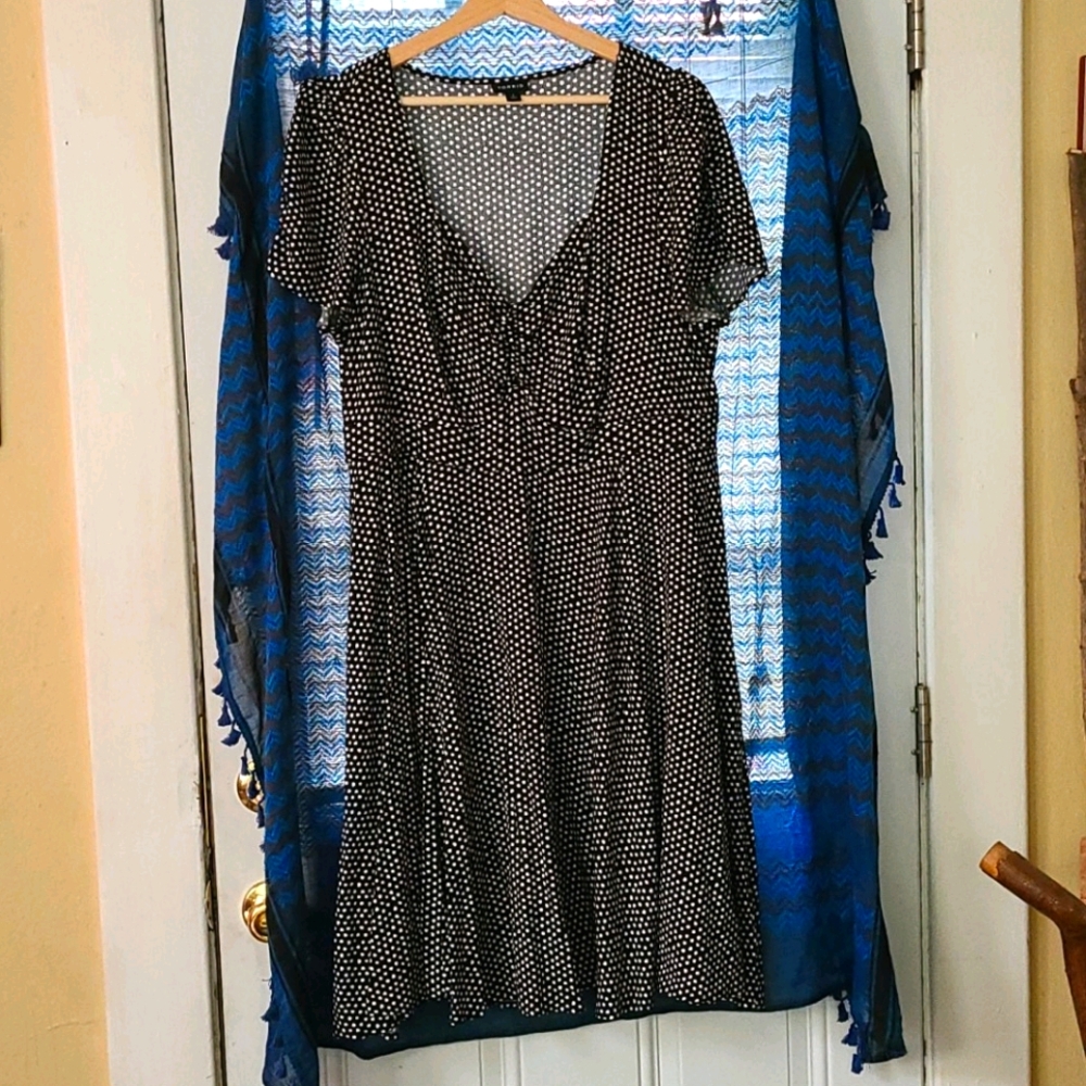 Sweetheart Neckline Skater Dress